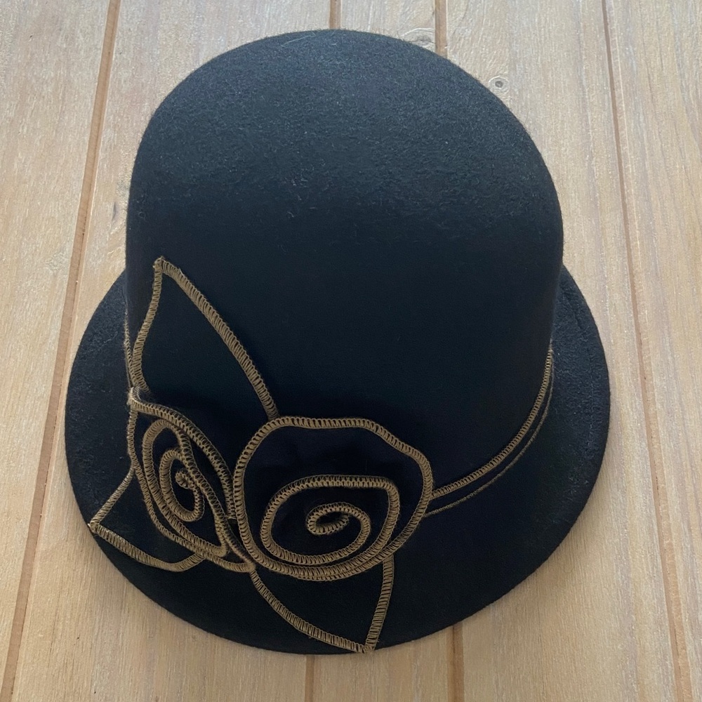Floral Felt Hat | NWT